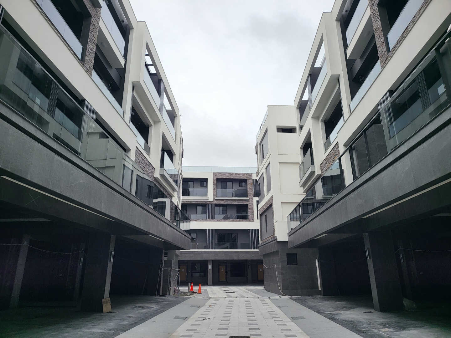 2023  隆翔建設  煌聖‧大鉅